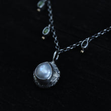 Load image into Gallery viewer, Kelpie Necklace