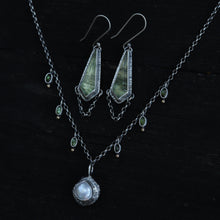 Load image into Gallery viewer, Kelpie Necklace