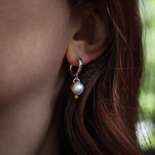 Load image into Gallery viewer, Siren Earrings A