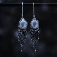 Load image into Gallery viewer, Snowfall Earrings