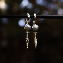 Load image into Gallery viewer, Dagger Hoop Earrings