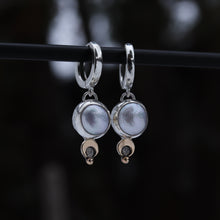 Load image into Gallery viewer, Selene Hoop Earrings