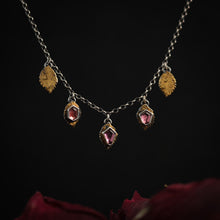 Load image into Gallery viewer, Helaena Necklace