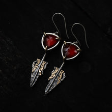 Load image into Gallery viewer, Spear Earrings