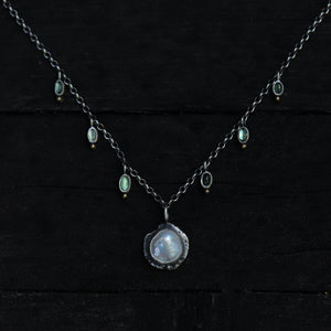 Kelpie Necklace • Pearl